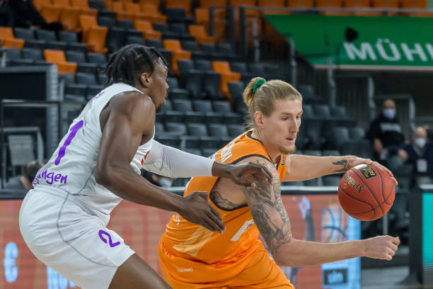 但年龄因素 但年龄因素