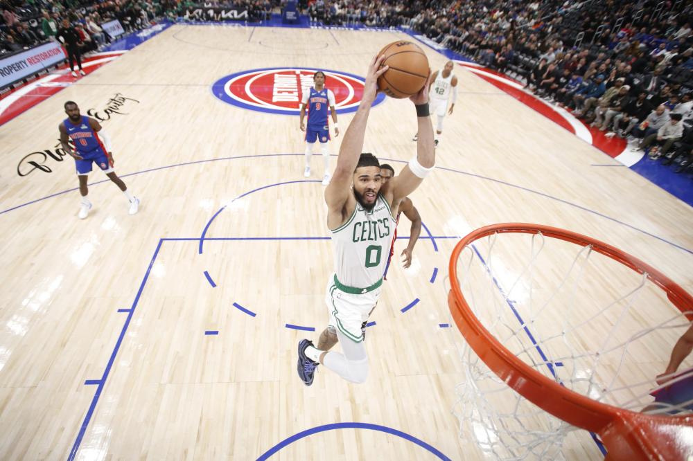 特成功入主 特成功入主