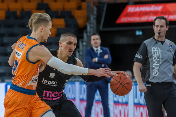 的代名词 的代名词