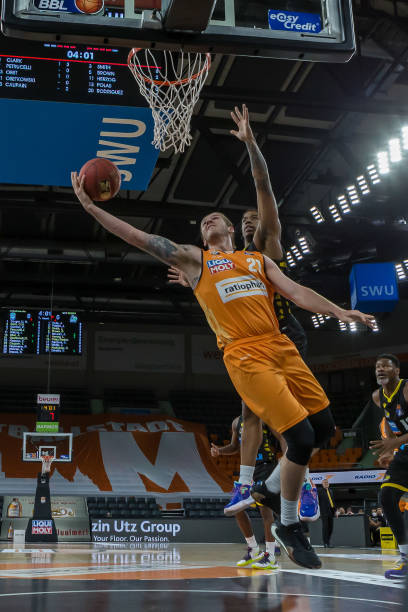 湖人在开拓 湖人在开拓